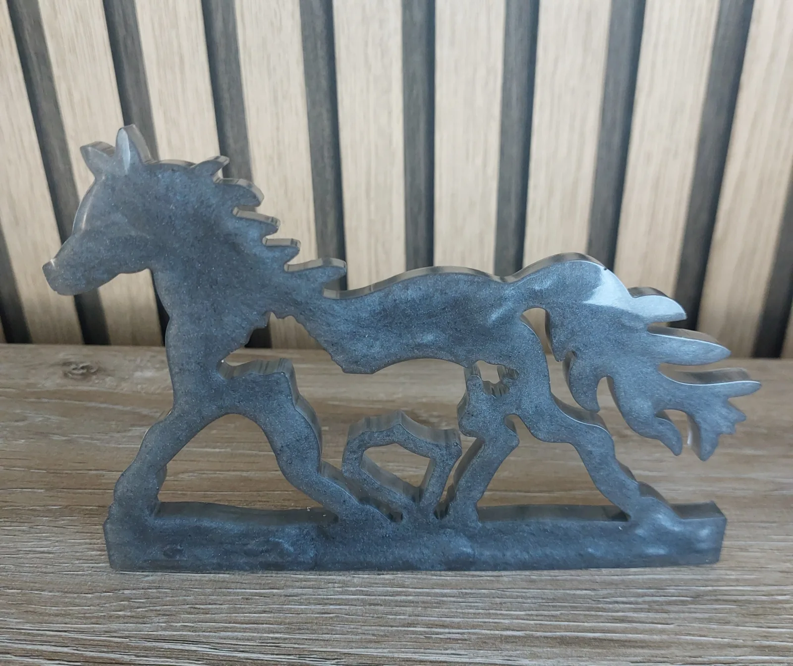 Shimmering Stallion – Artistiek