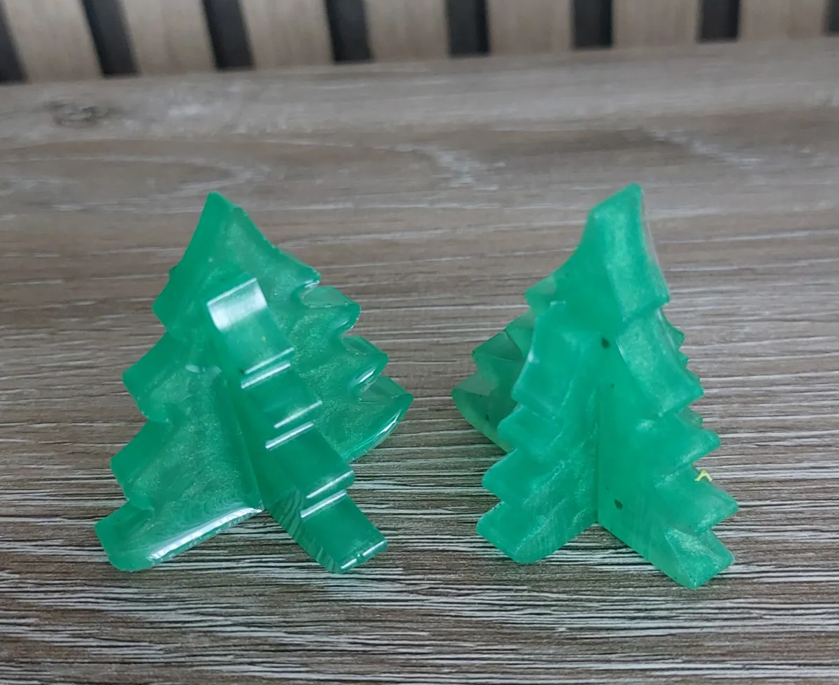 set 2 kleine kerstbomen